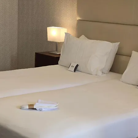 Oca Vitoria Village * Oporto